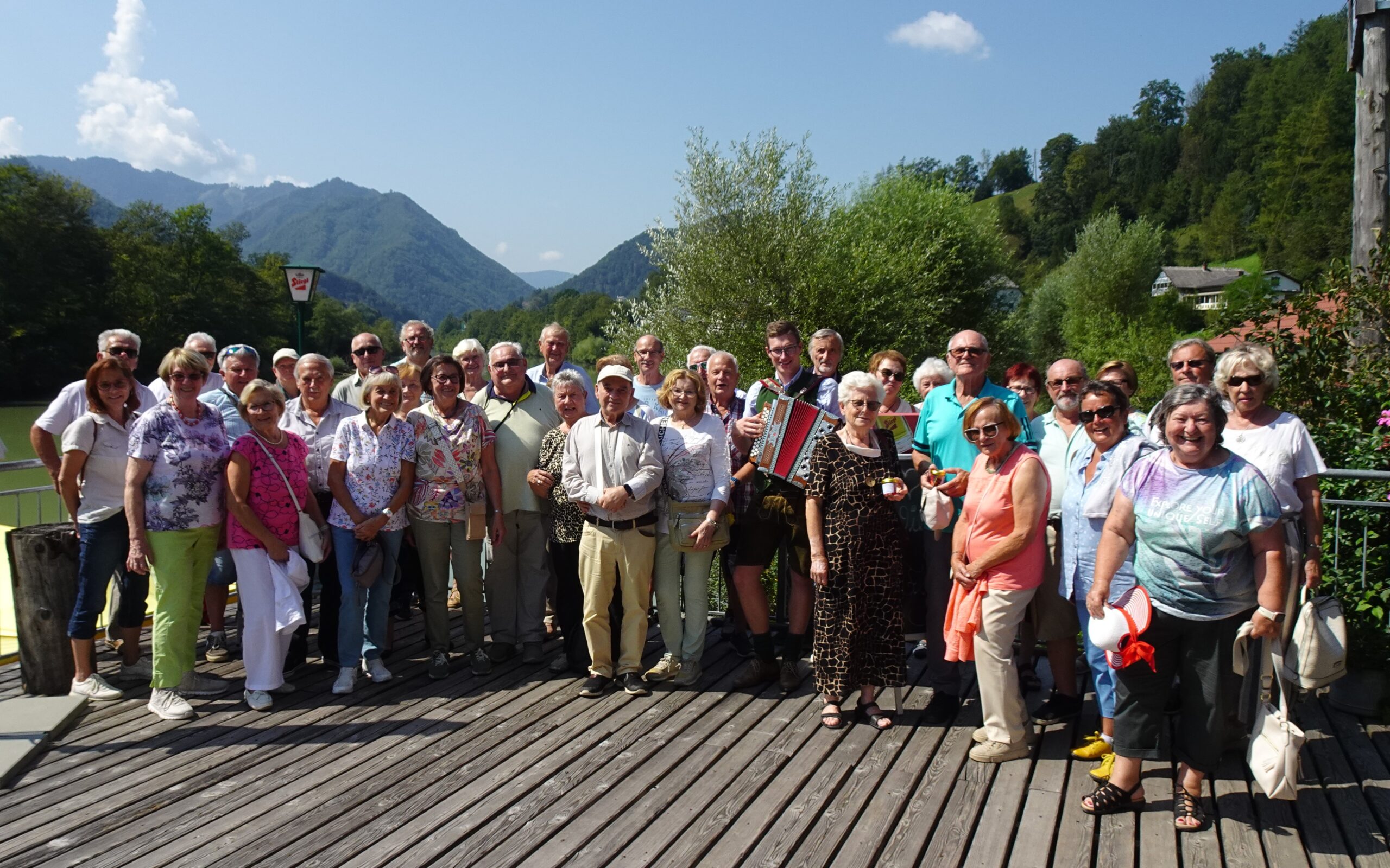 Gruppenfoto der Silberlöwen aus dem Bezirk Tulln bei ihrem Ausflug.