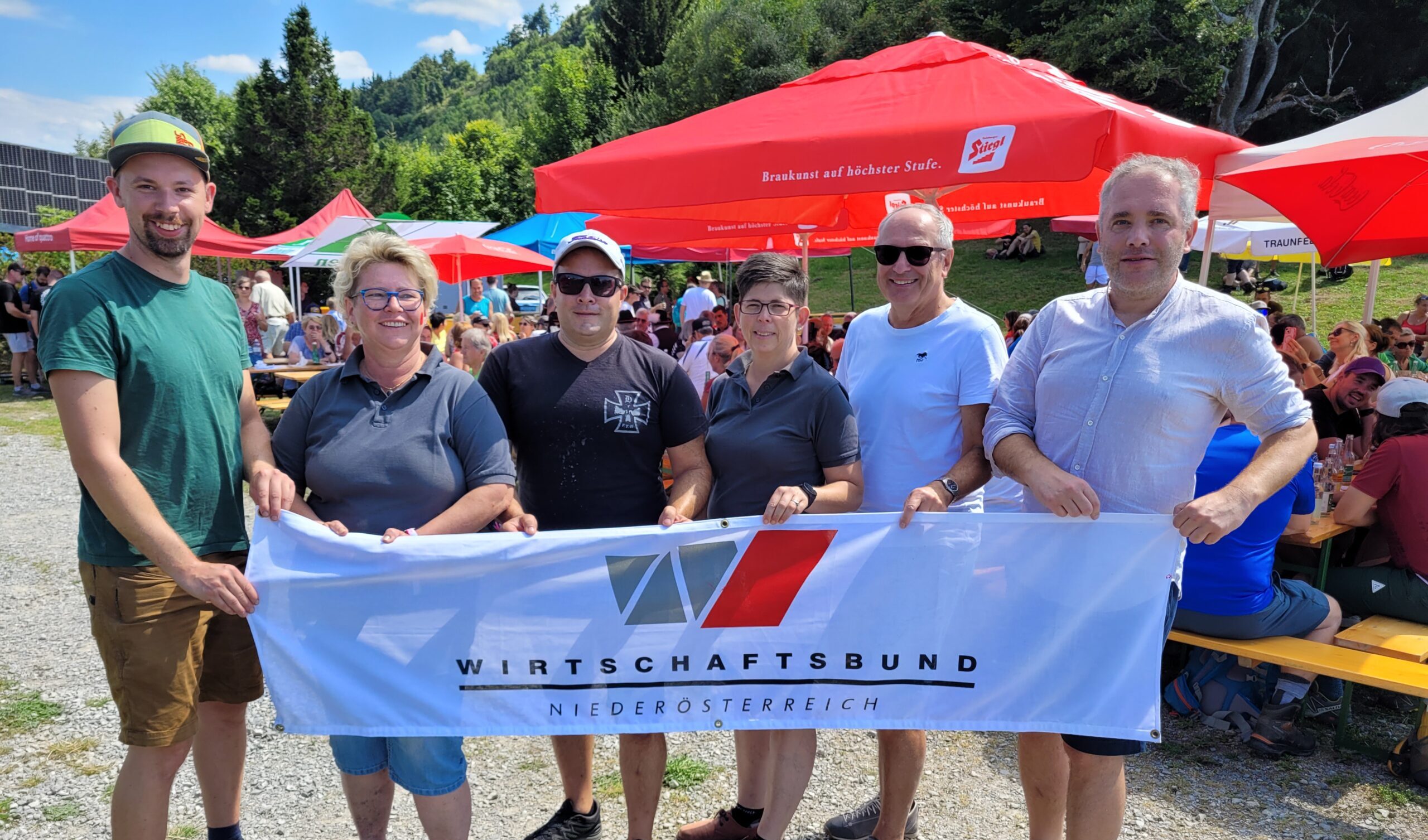 WB Lilienfeld mit von links nach rechts.: Gemeinderat Florian Schönhofer, Martina Ebner, Richard Keklik, Alexandra Fahrngruber, Stadtrat Erwin Martinetz, Bizebürgermeister Christian Buxhofer