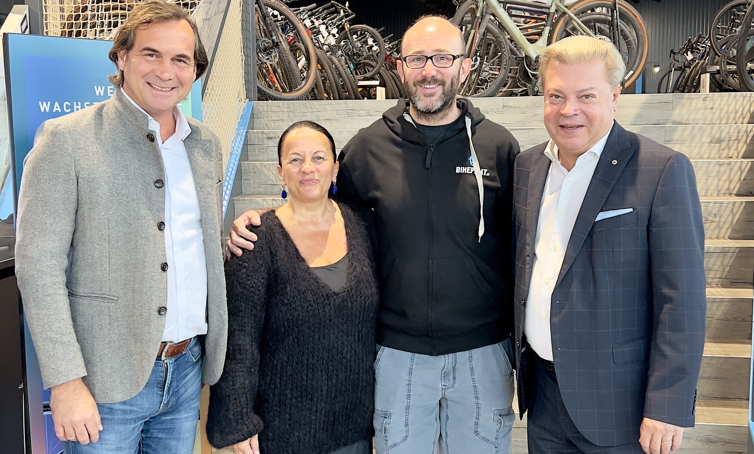 Die Wirtschaftsbund Delegation zu Besuch bei den Betrieben in Tullner Bezirk.