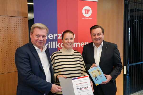 Am Bild Direktor Servus, Cornelia Becker und Generalsekretär Kurt Egger