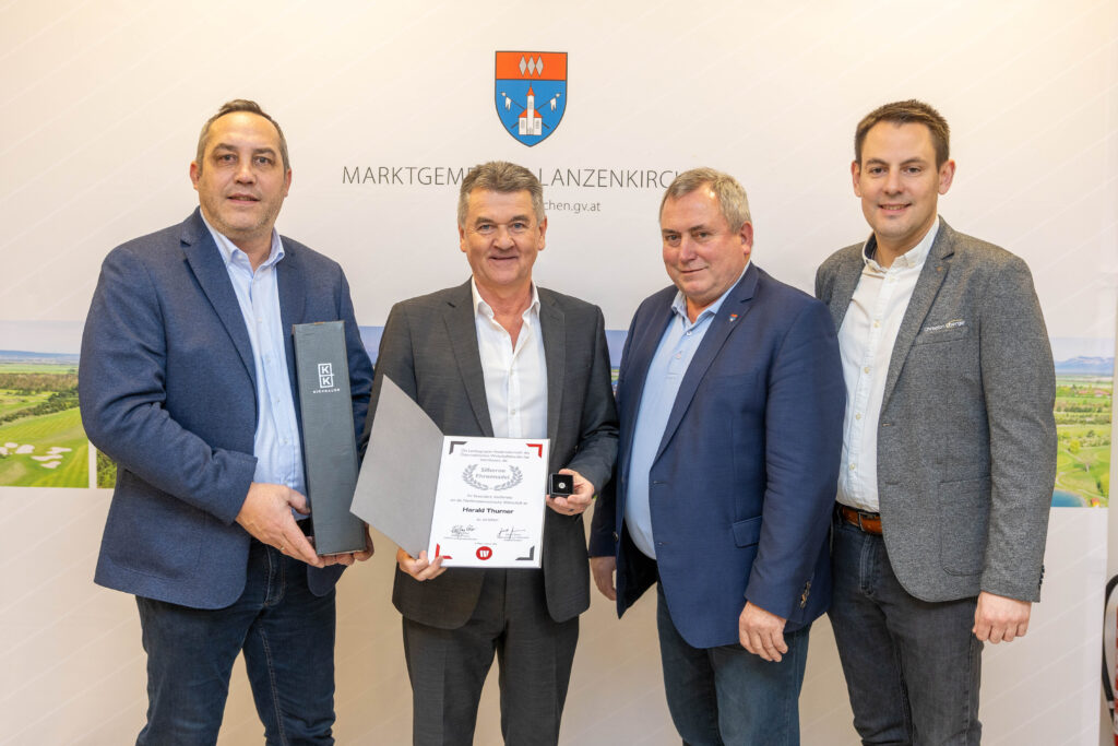 Der Wirtschaftsbund Wiener Neustadt gratuliert Harald Thurner zum Geburtstag.