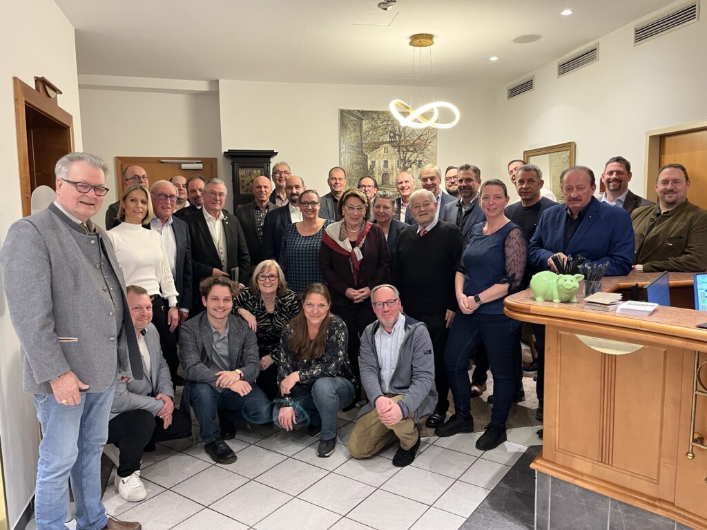 Am Bild die Teilnehmer des Bezirksklausur Korneuburg.